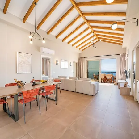 Katoikia Tria By Simotata