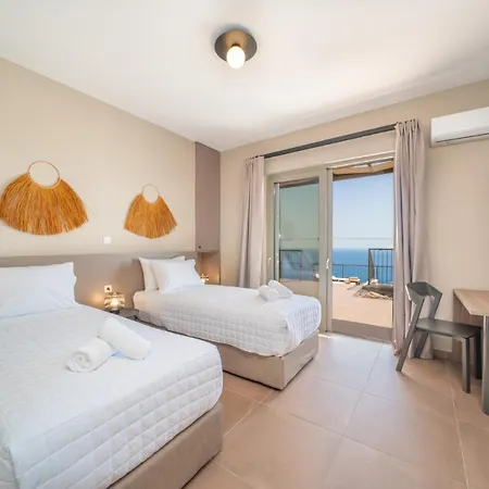 Katoikia Tria By Simotata