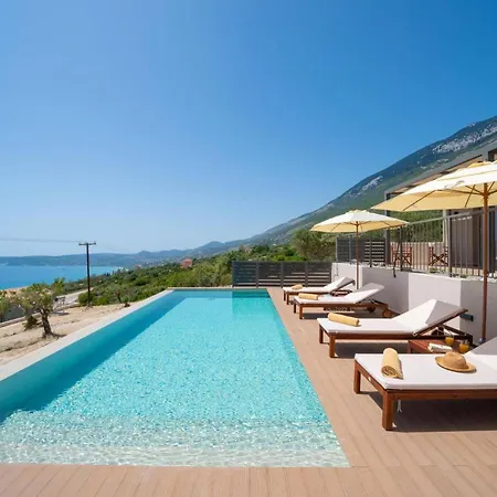 Villa Katoikia Tria By